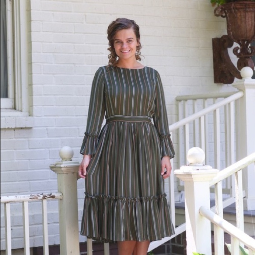 Dainty Jewells’ Sweet Ellie Dress (XS)